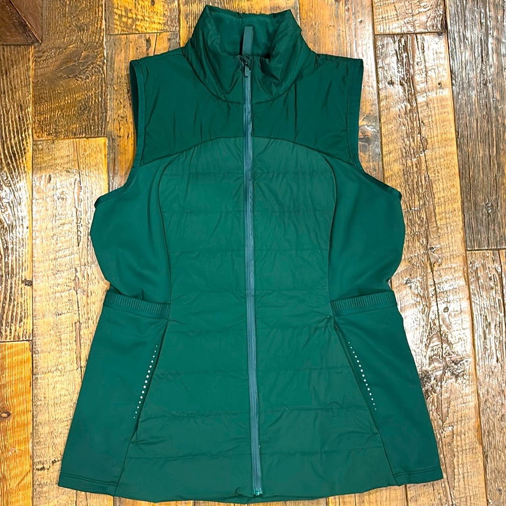 Lululemon Down for it all vest green 12